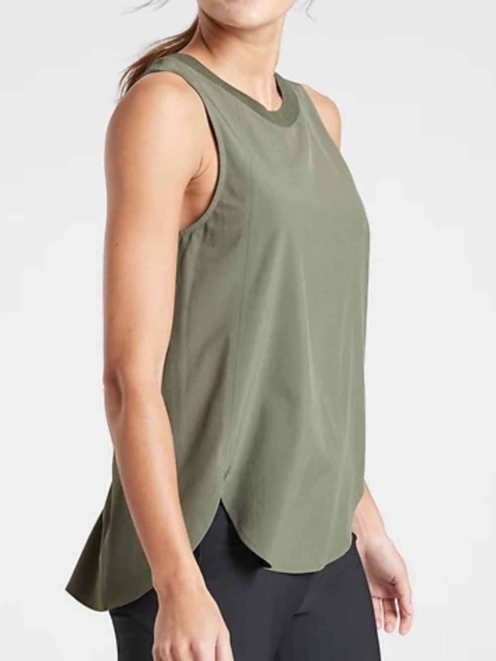 Athleta Zephyr Tank in Mountain Olive Size Medium